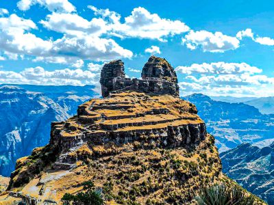 Waqrapukara Trek 1 Day Tour